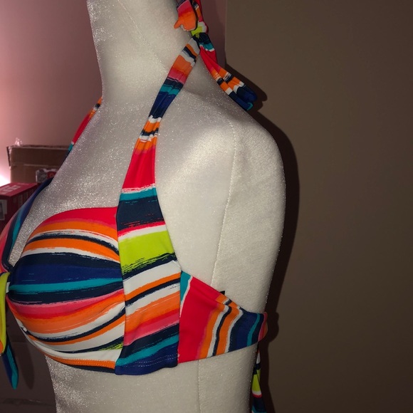 Catalina Womens TieFront Halter Bikini Top size s - Picture 2 of 6